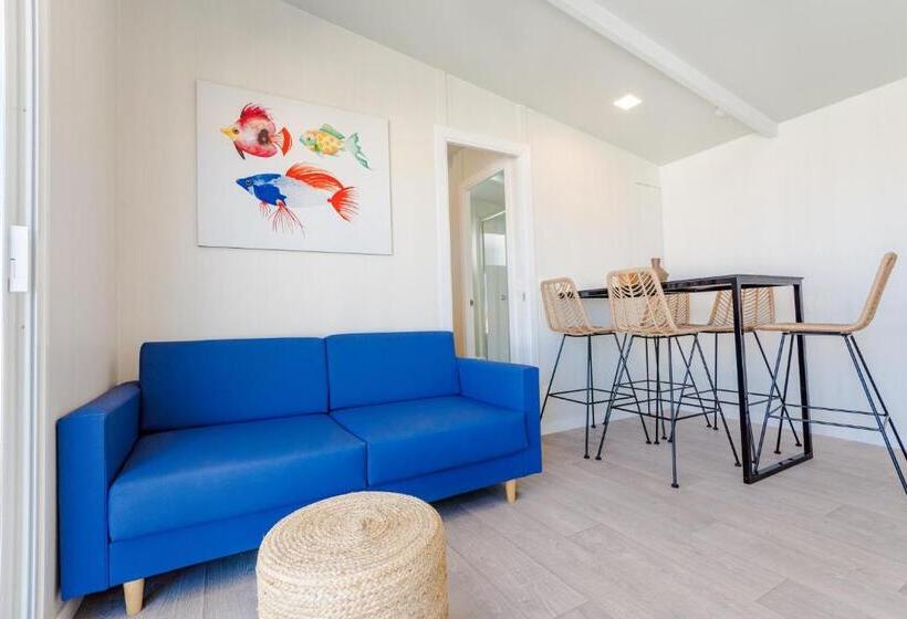 호텔 Costa Del Sol Glamping Village