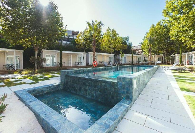 호텔 Costa Del Sol Glamping Village