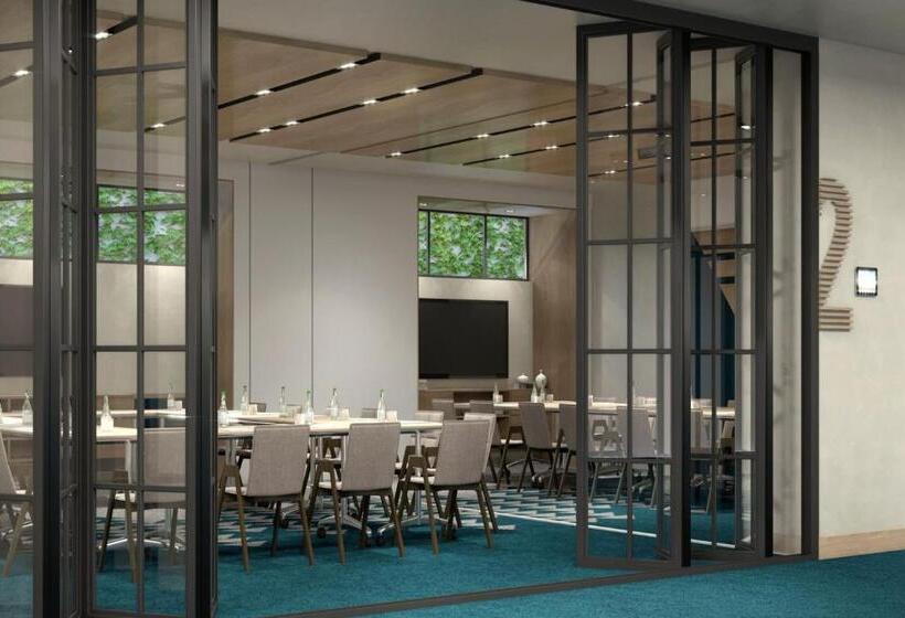 בית מלון כפרי Four Points By Sheraton King Abdulaziz Road