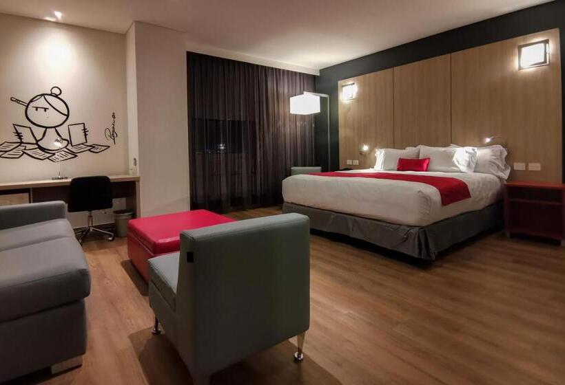 호텔 Ramada Encore By Wyndham  Monterrey Apodaca Zona Aeropuerto
