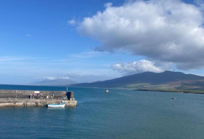 호텔 The Cé Hideout