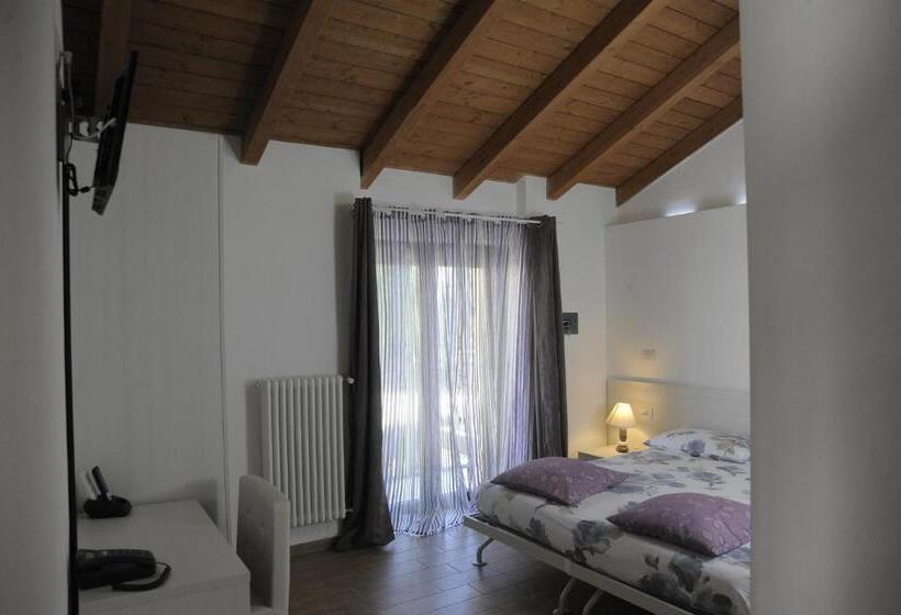 Al Castello Bed And Breakfast