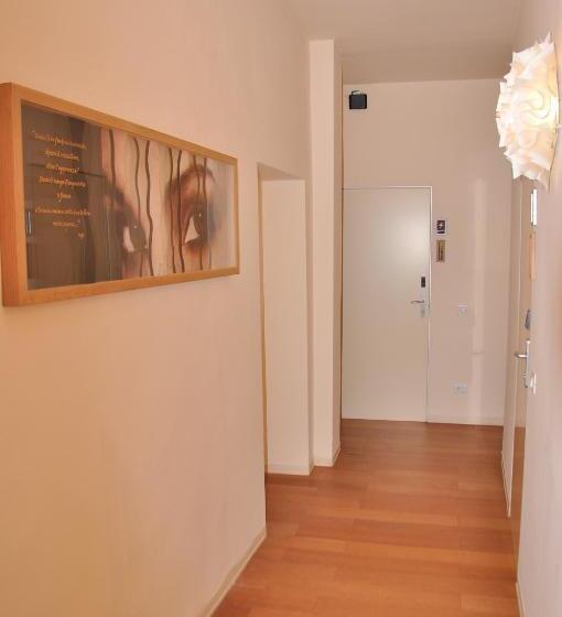 B&b Al Canto Del Cavour