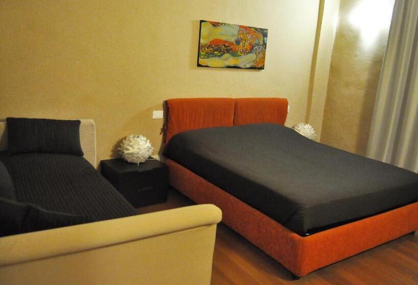 B&b Al Canto Del Cavour