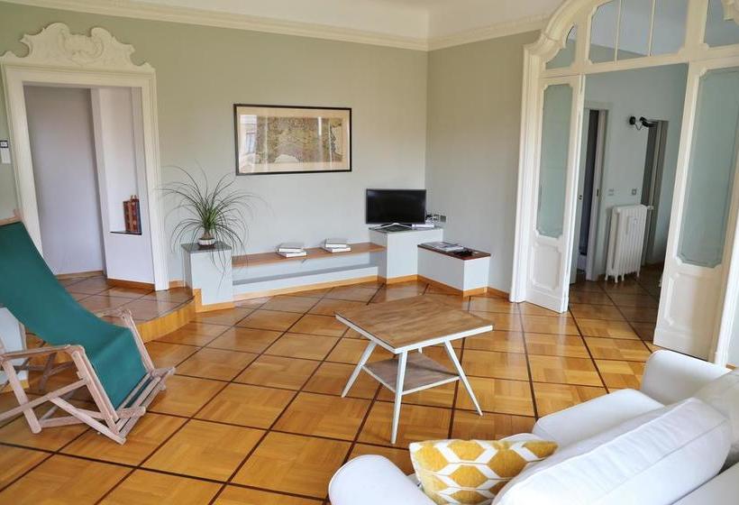 B&b Bonaparte Suites