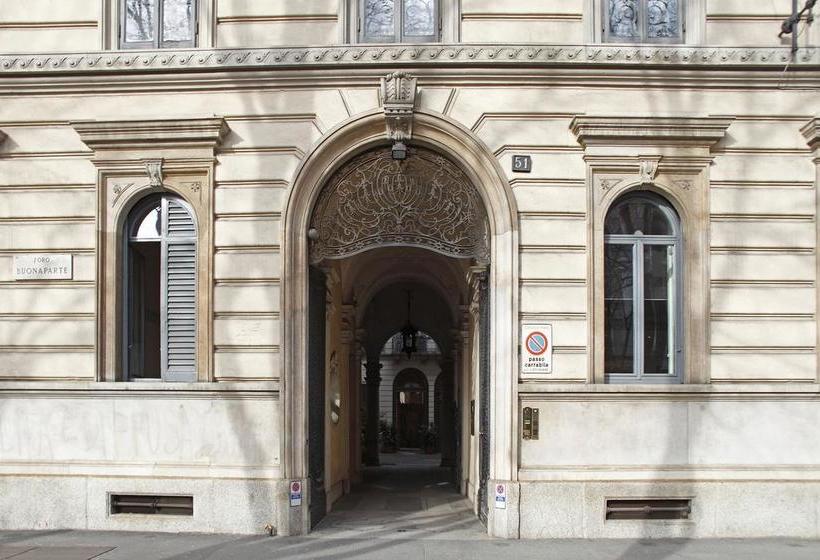 B&b Bonaparte Suites