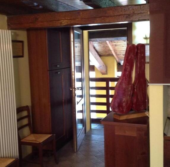 مبيت وإفطار La Corte Di Brusuglio Apartments