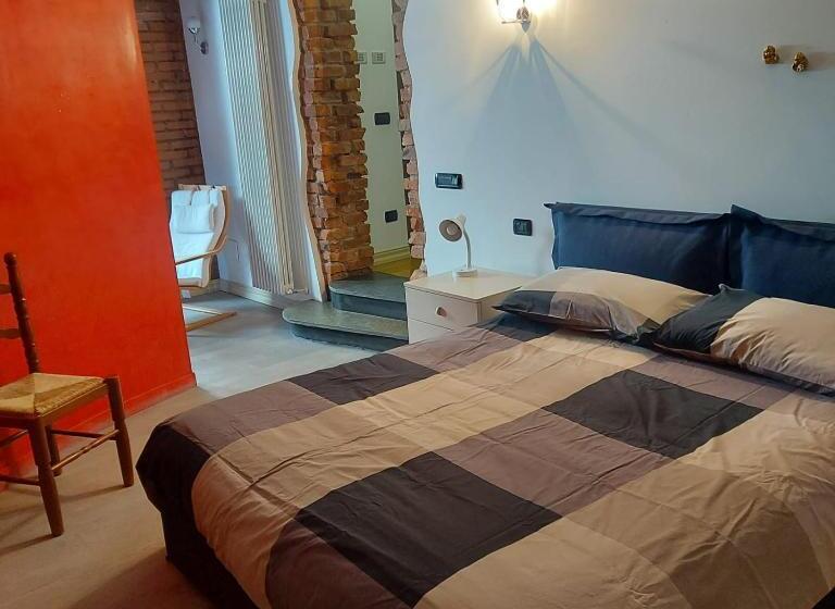 مبيت وإفطار La Corte Di Brusuglio Apartments