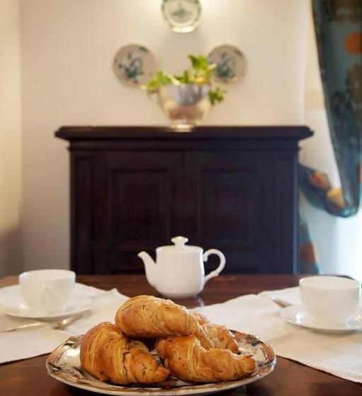 تختخواب و صبحانه La Madonetta   Dimora D Epoca