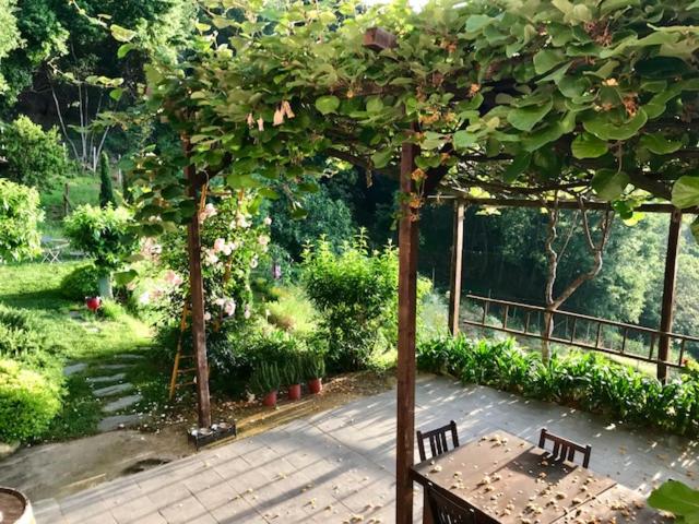 ベッドアンドブレックファースト Agriturismo Gocce Di Luna