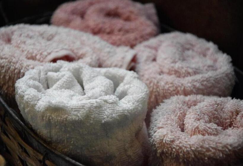 ベッドアンドブレックファースト Agriturismo Gocce Di Luna