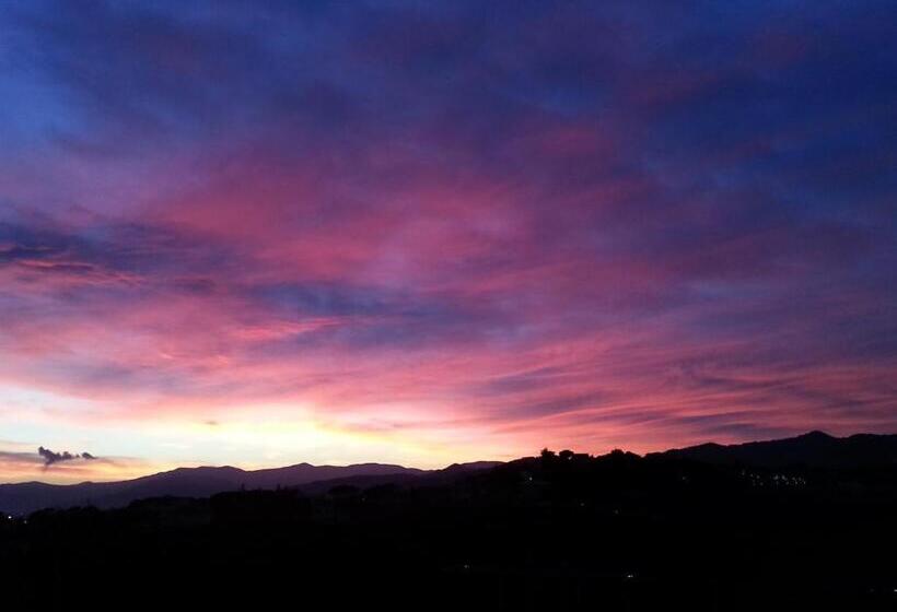 ベッドアンドブレックファースト Agriturismo Gocce Di Luna