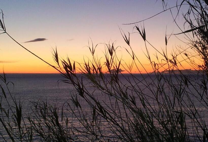 ベッドアンドブレックファースト Agriturismo Gocce Di Luna