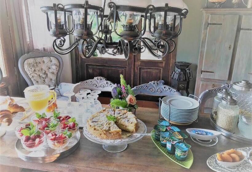 ベッドアンドブレックファースト Agriturismo Gocce Di Luna