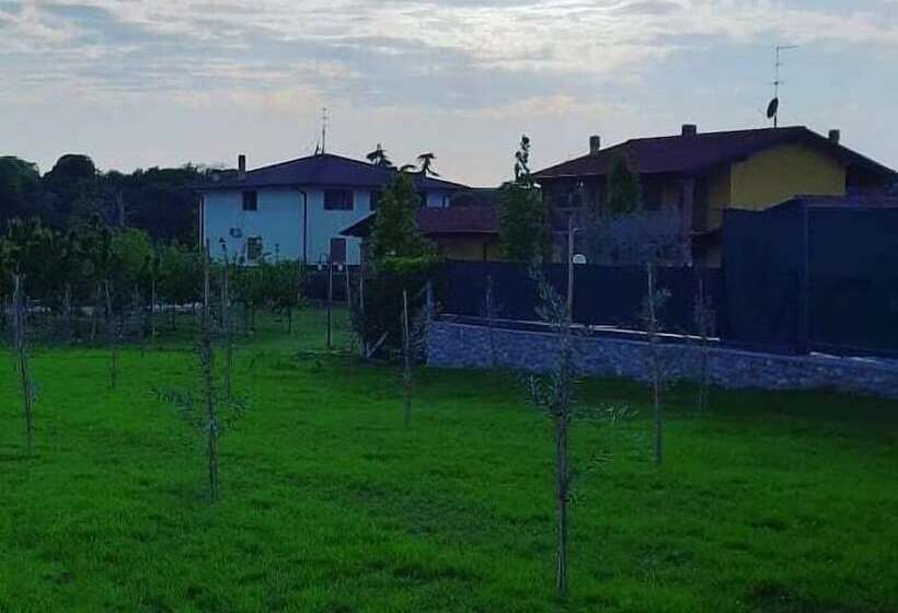 住宿加早餐 Agriturismo Valle Del Mincio