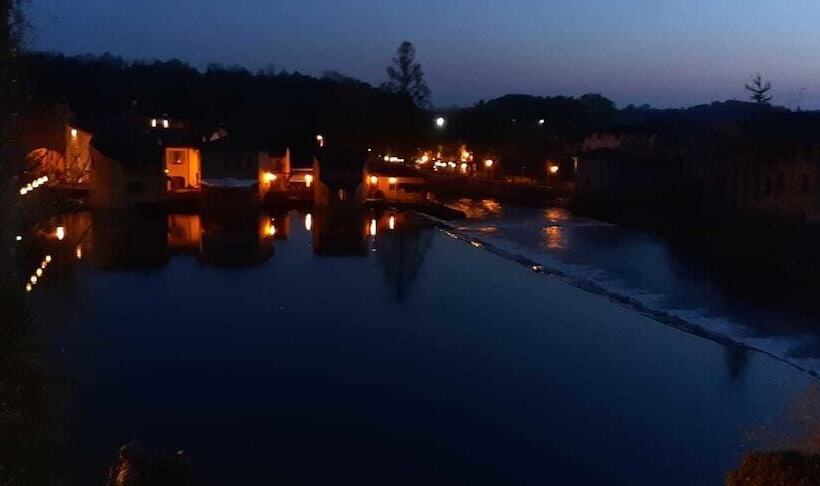 住宿加早餐 Agriturismo Valle Del Mincio