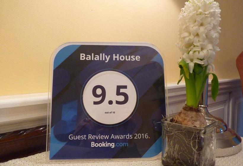 مبيت وإفطار Balally House