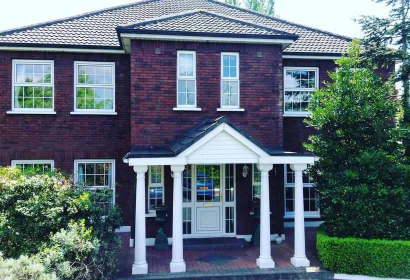 مبيت وإفطار Balally House