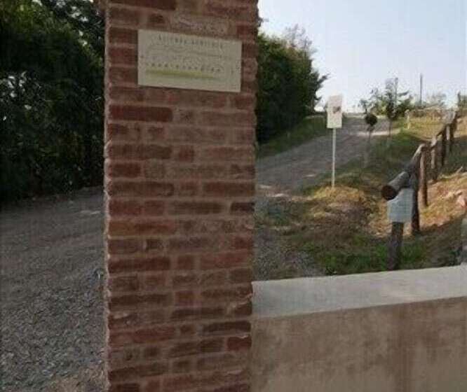 민박 Casale Osvalda