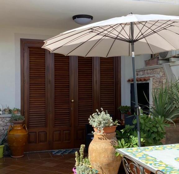 住宿加早餐  Colapesce