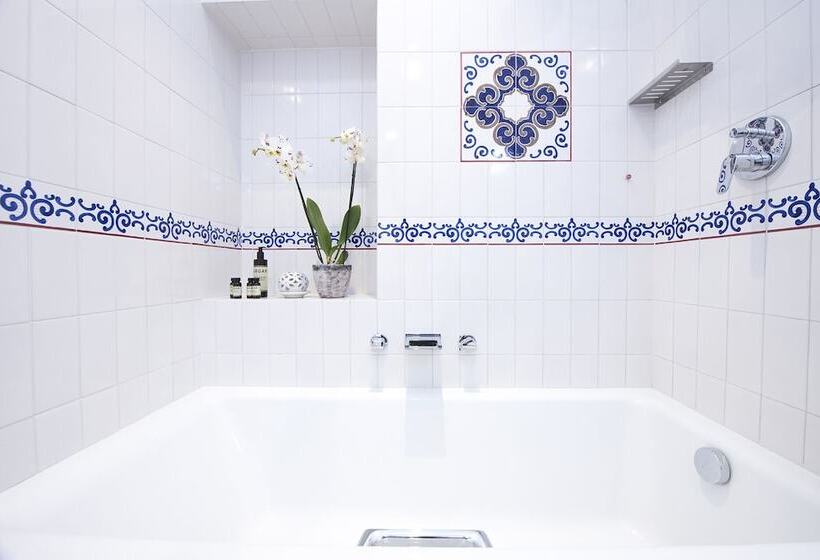 ベッドアンドブレックファースト Diecisedici