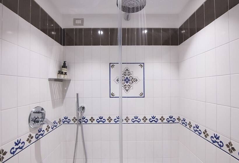 ベッドアンドブレックファースト Diecisedici