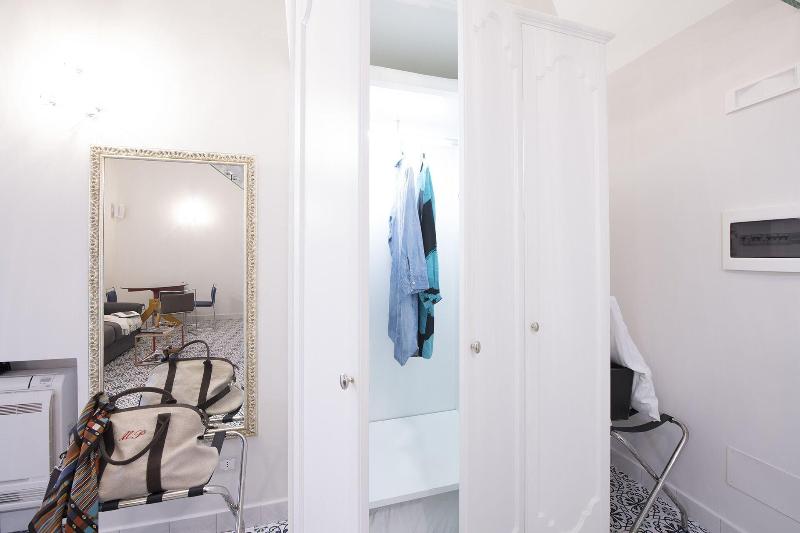 ベッドアンドブレックファースト Diecisedici