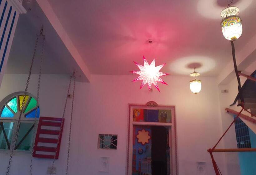 مبيت وإفطار Holi Wood Guesthouse