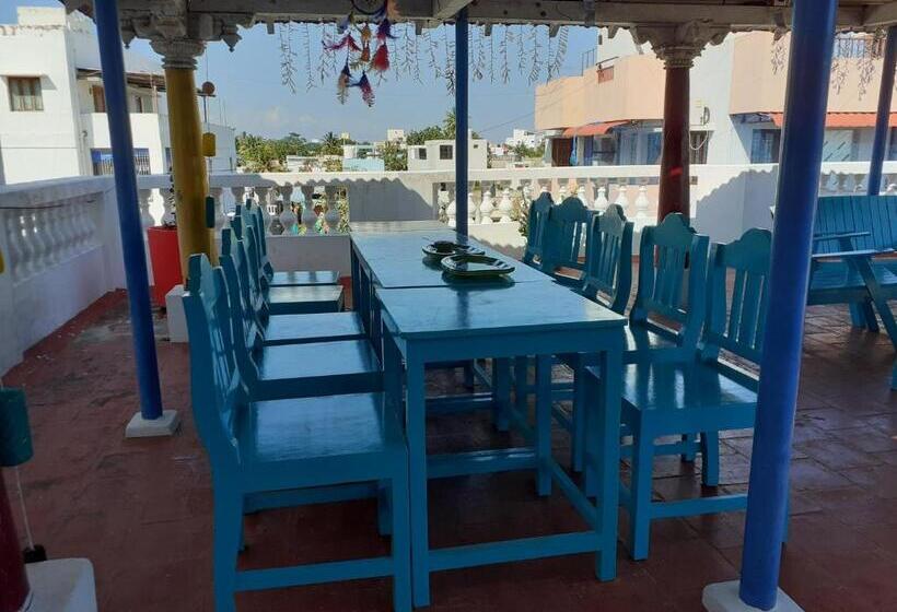 مبيت وإفطار Holi Wood Guesthouse