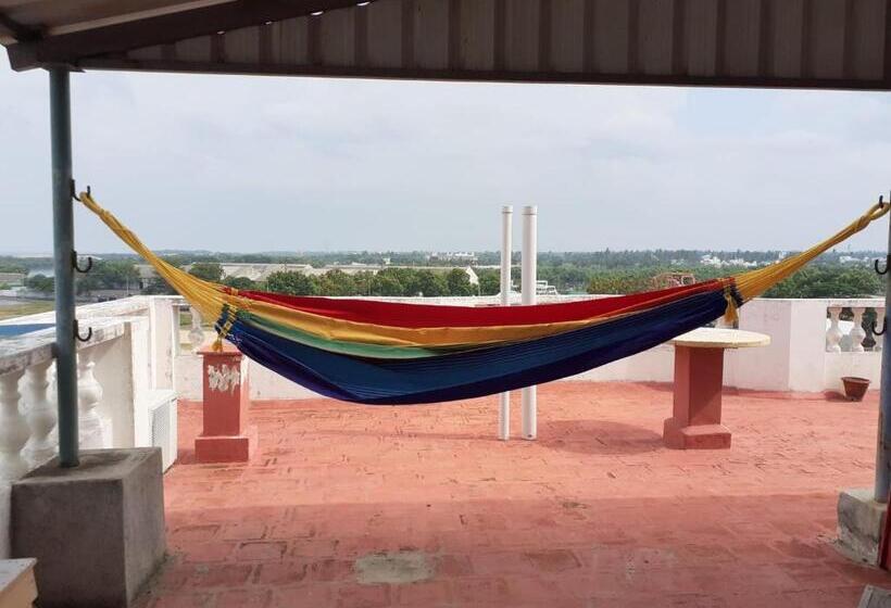 مبيت وإفطار Holi Wood Guesthouse