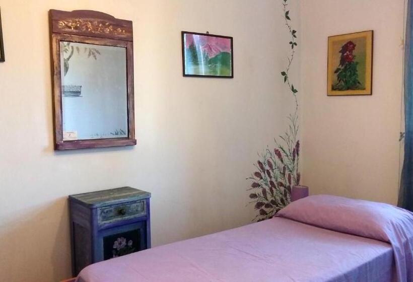 مبيت وإفطار Il Nido Del Pettirosso