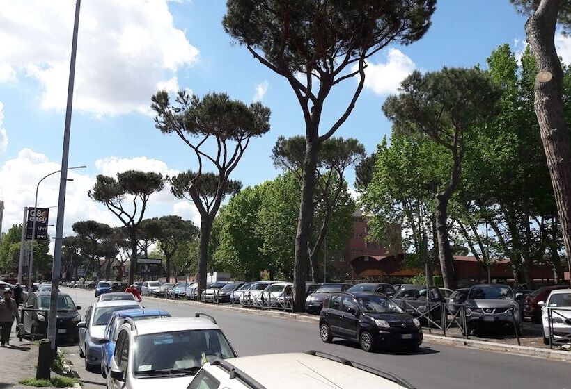 تختخواب و صبحانه Il Segno In Rome