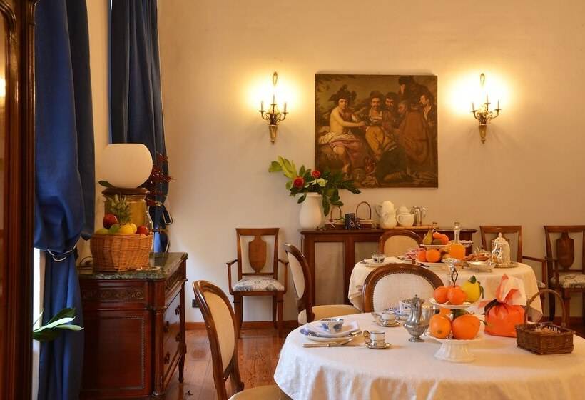 مبيت وإفطار La Luna E I Faló Luxury Accomodation