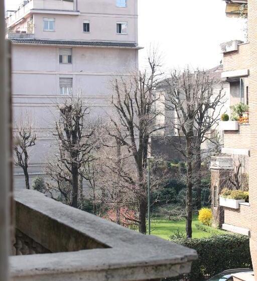 مبيت وإفطار La Luna E I Faló Luxury Accomodation