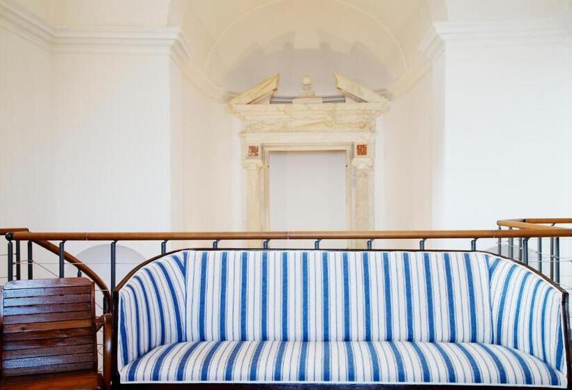 تختخواب و صبحانه La Madonetta   Dimora D Epoca