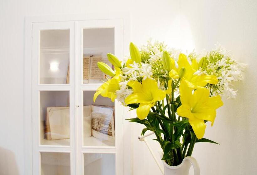 تختخواب و صبحانه La Madonetta   Dimora D Epoca