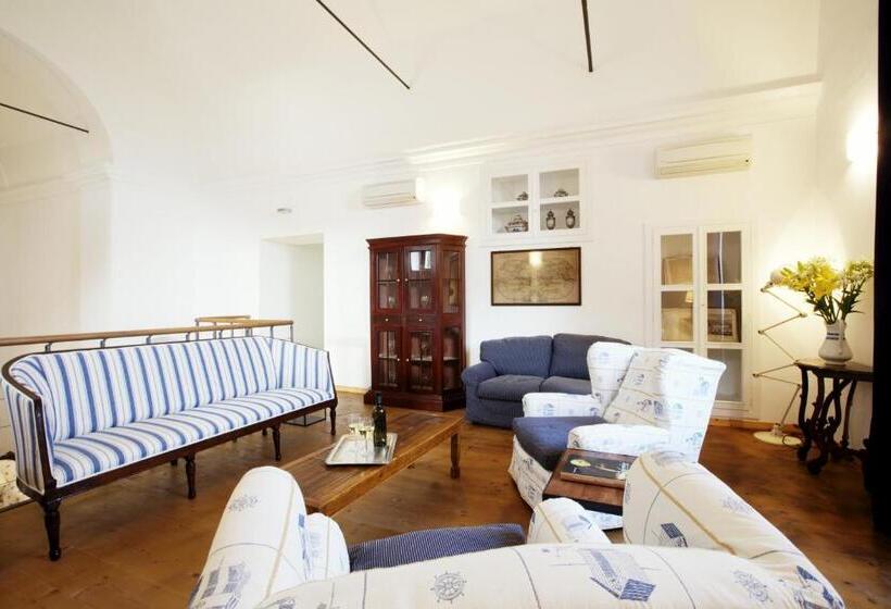 تختخواب و صبحانه La Madonetta   Dimora D Epoca