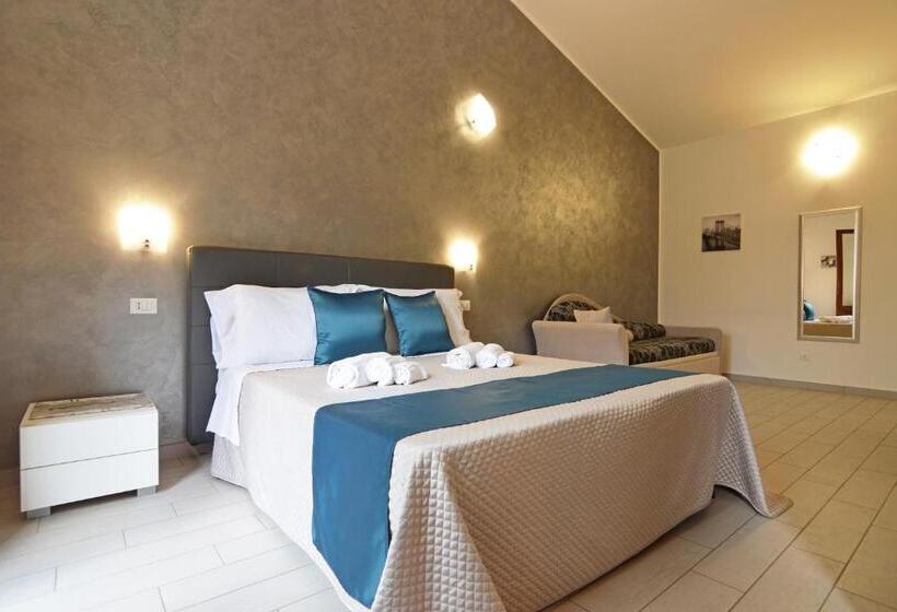 민박 Le Falesie Di Castelluzzo