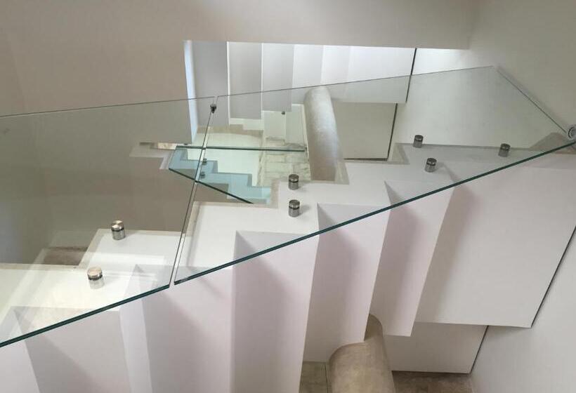 Bed And Breakfast T57