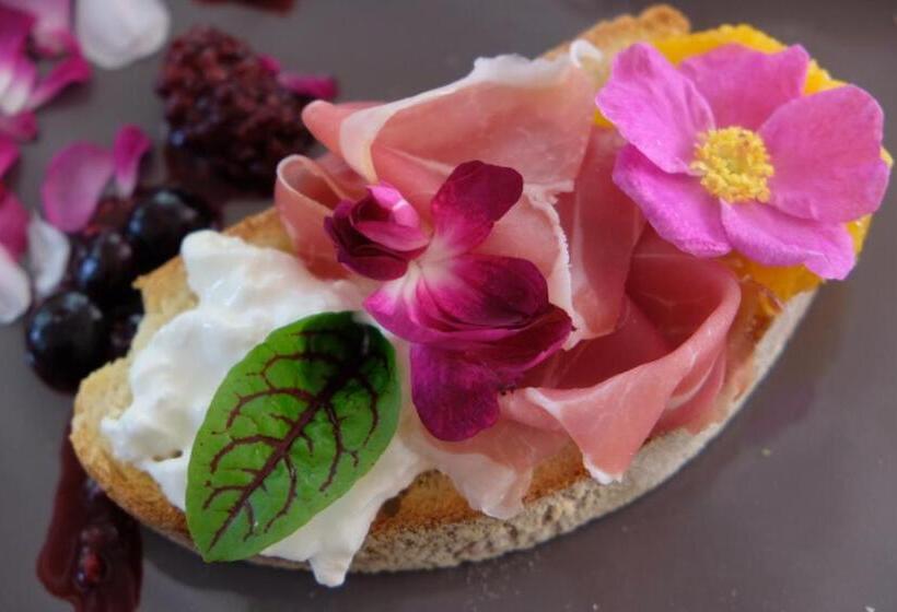 ベッドアンドブレックファースト Tenuta Agriturismo La Borina