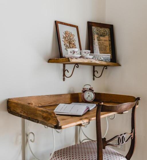 ベッドアンドブレックファースト Tenuta Agriturismo La Borina