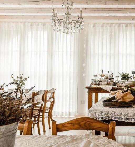 ベッドアンドブレックファースト Tenuta Agriturismo La Borina