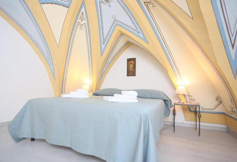 مبيت وإفطار Villa Lucrezio Resort