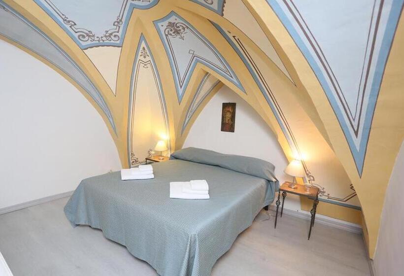 مبيت وإفطار Villa Lucrezio Resort