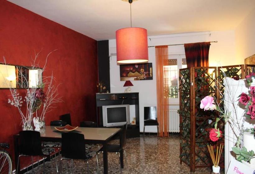 ベッドアンドブレックファースト Flower