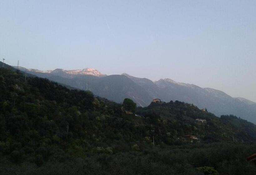 ホテル Albergo Bar Ristorante Alla Rama