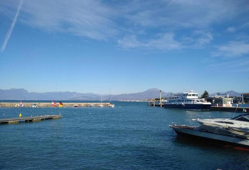 호텔 Albergo Grifone 1891