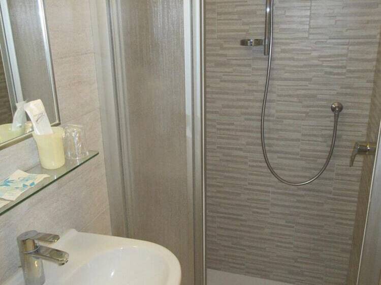 בית מלון כפרי Albergo Lucia