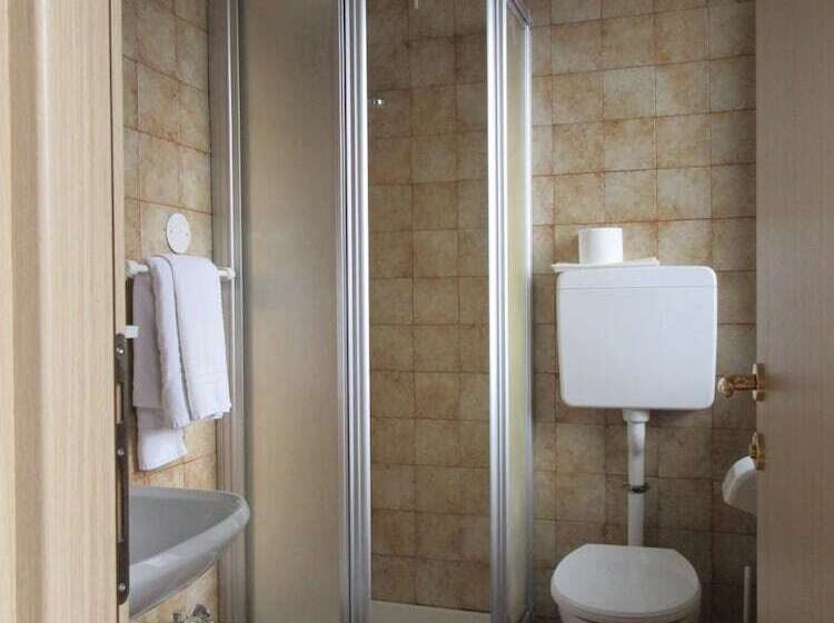 בית מלון כפרי Albergo Lucia