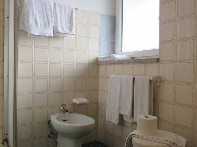 בית מלון כפרי Albergo Lucia